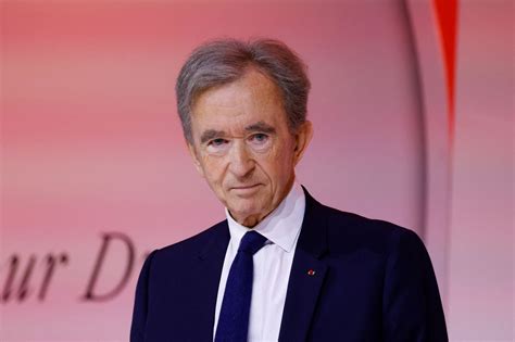 bernard arnault can't buy gucci|gucci and goliath.